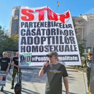Protest împotriva legalizării parteneriatelor homosexuale